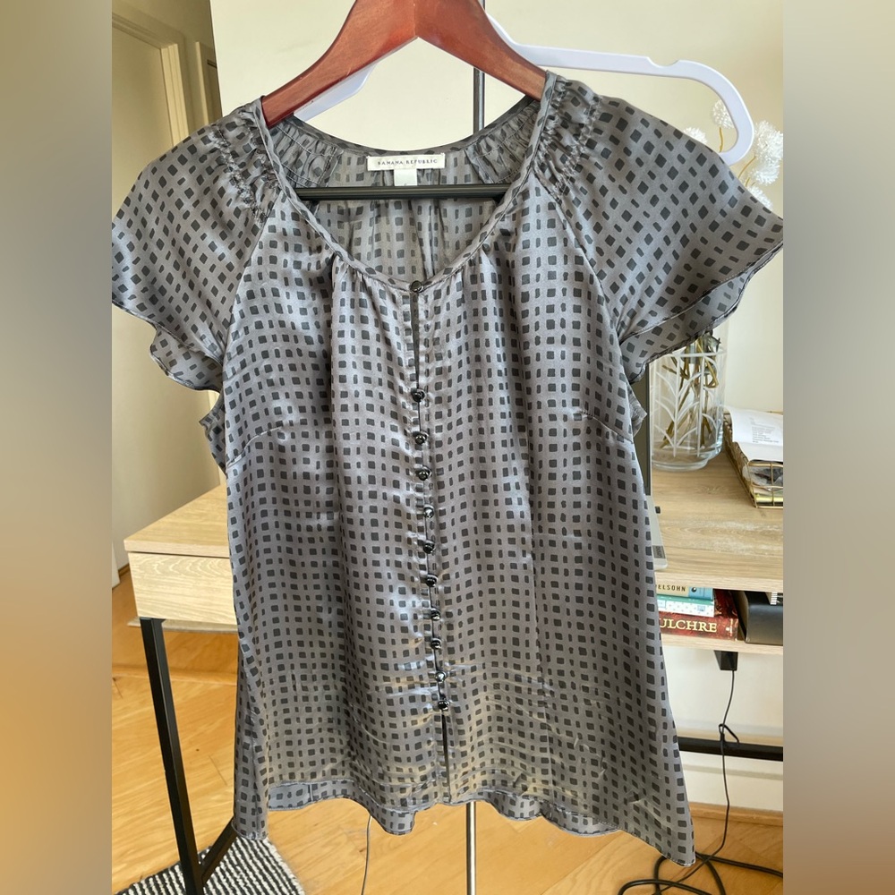 Banana Republic Silk V-Neck Cap Sleeve Blouse.